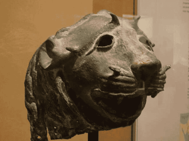 تمثال حيواني
